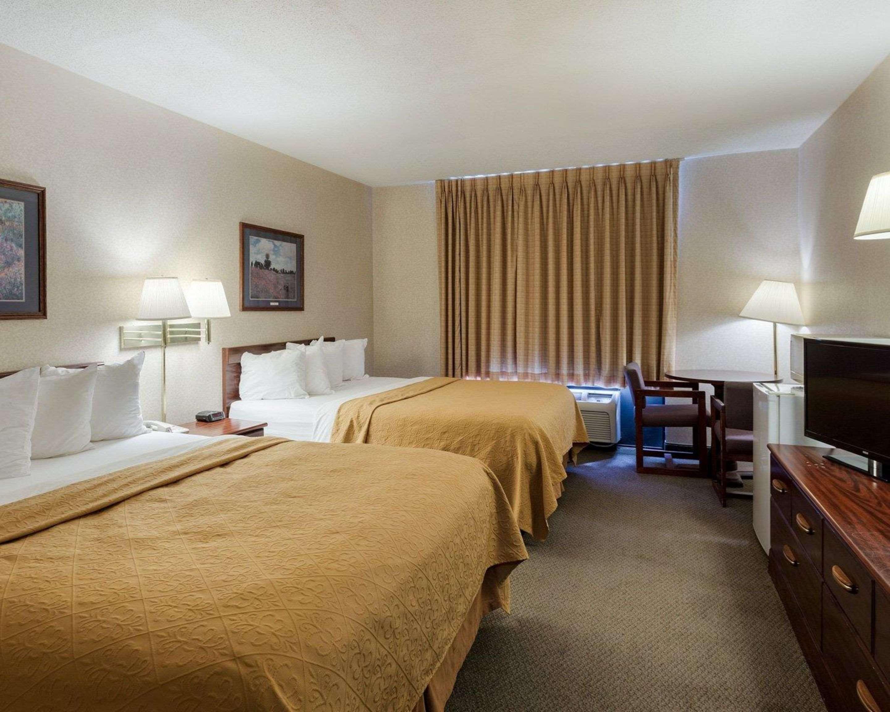 Quality Inn 2*